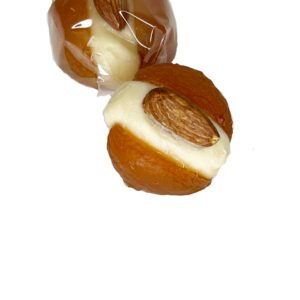 Marzipan almond with apricot