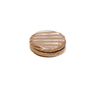 Petit four rounded shape with milk chocolate on top
